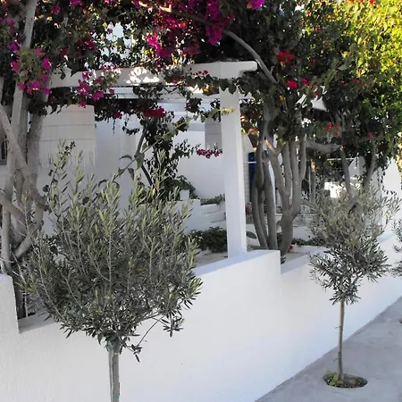 Milos Bay Apartment Adamantas (Milos)