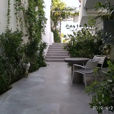 Milos Bay Apartment