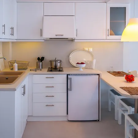 Milos Bay Apartment