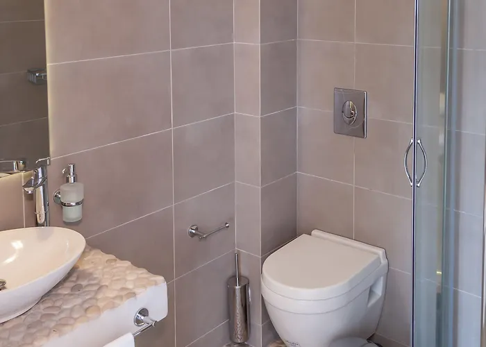 Milos Bay Apartment *