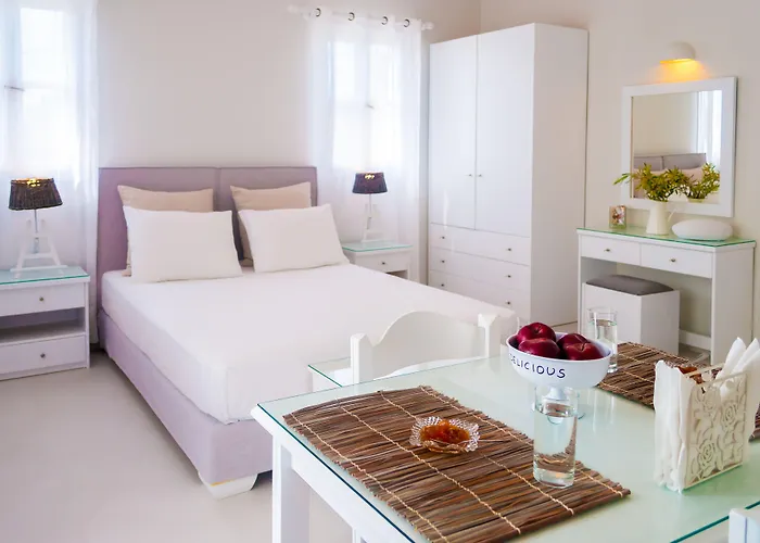 Milos Bay Apartment *