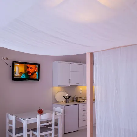 Milos Bay Apartament