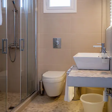 Milos Bay Apartament