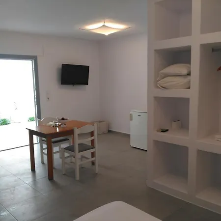 Apartment Milos Bay