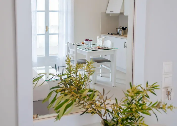 公寓 米洛斯湾套房酒店 阿达玛斯