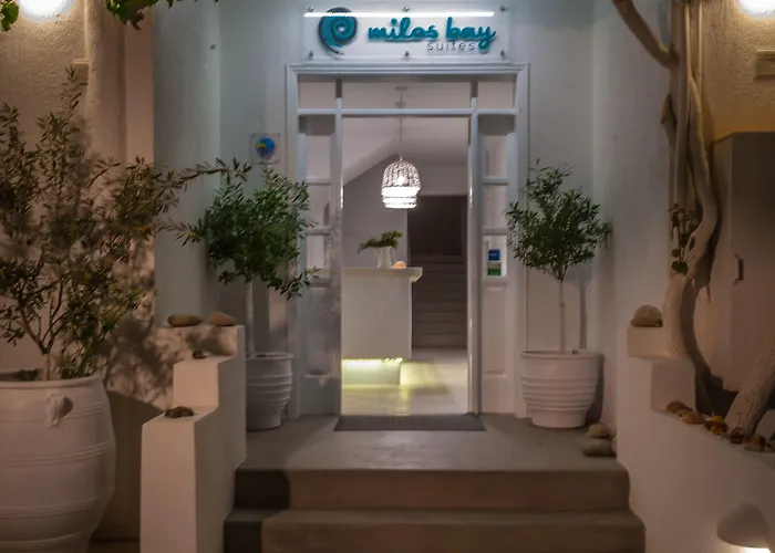 米洛斯湾套房酒店 公寓 *