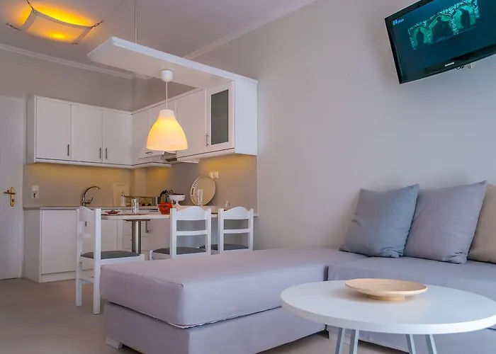 公寓 米洛斯湾套房酒店 阿达玛斯