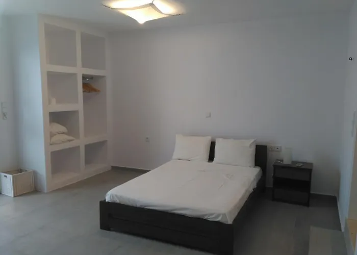 米洛斯湾套房酒店 * 阿达玛斯